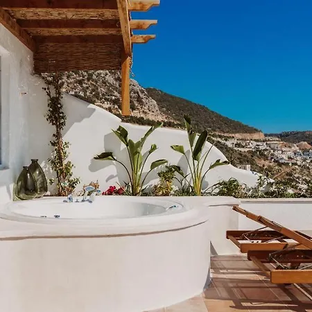 Kalkan Han Hotel Апартаменты *